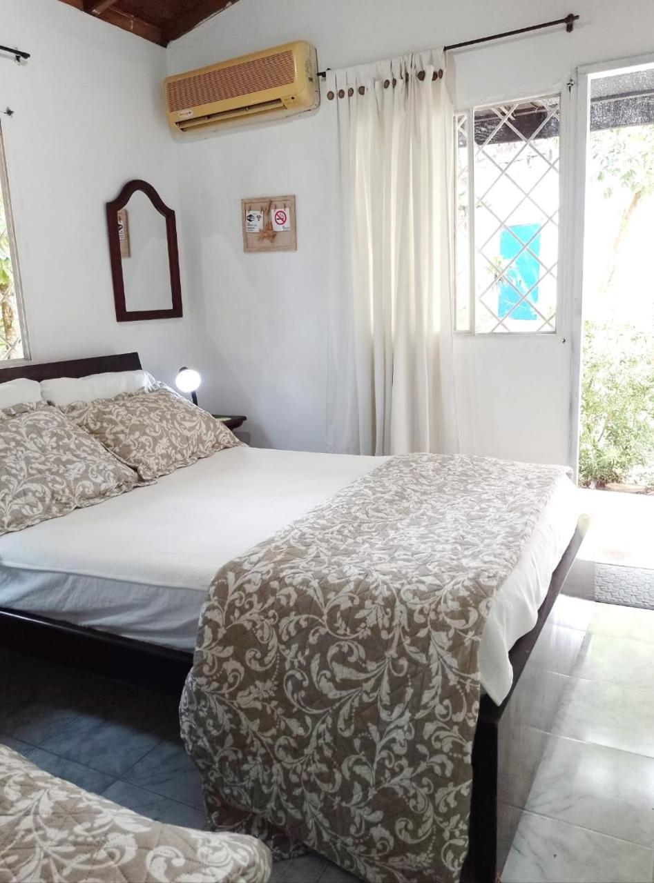 Hostal Corales Tolu Exterior photo